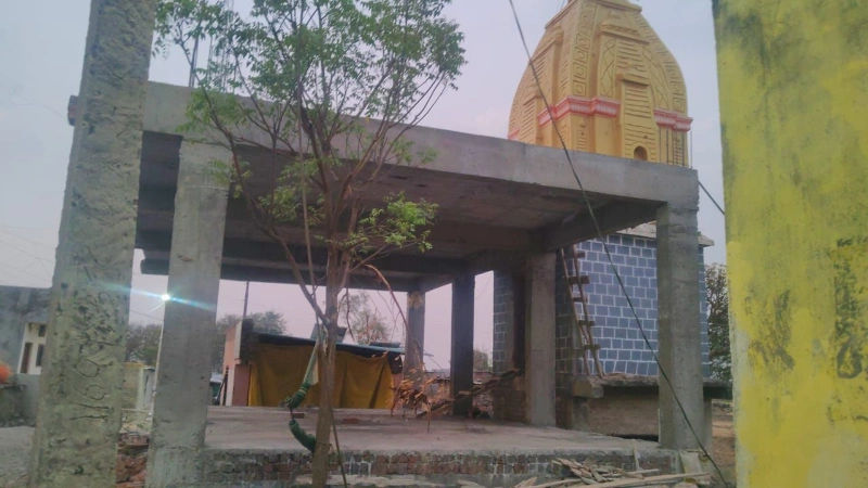 मंदिर बांधकाम विकास काम सुरू